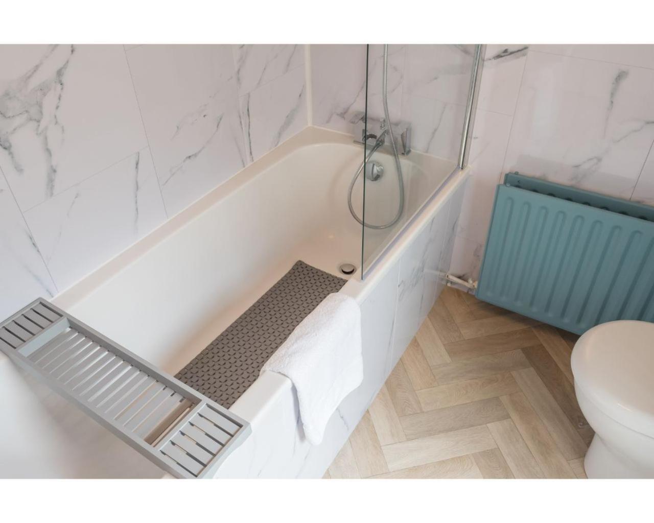 Central Belfast Apartments Chic Luxe R&R Quarto foto